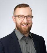 505 S High St, Hartford City, IN 47348