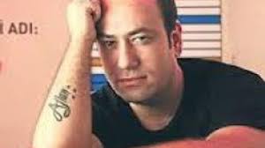 Özgür Aras Ablam'ı açıyor