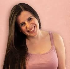 Melanie Kuhn's Instagram, Twitter & Facebook