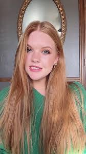 Rae Lindsey's Instagram, Twitter & Facebook