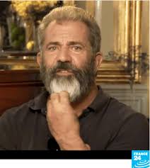 Former hollywood heartthrob mel gibson looked unrecognisable in a wild, grey beard and unkempt hair at lax on wednesday. 14 Mesmerizing Gifs Of Mel Gibson S Crazy New Beard