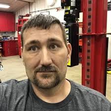 According to Cosmopolitan, Taylor Swift is in negotiations to perform at  the 2026 Super Bowl Half-time show "The NFL would like to make the  announcement sometime right before Thanksgiving."