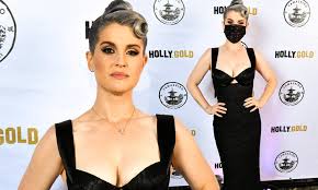 Kelly osbourne has been sharing insights into a newfound holistic health journey after declaring that 2020. Kelly Osbourne Showcases Her 85 Pound Weight Loss As She Celebrates Her 36th Birthday Daily Mail Online