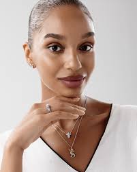 Carrera y Carrera (Official)