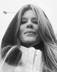 Mayla long time Mayla the sunshine Mayla, know I'm Tryin' to see it through  Our future to the new horizon @esmzeros