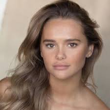 Email Address of @georgiamaydavies Instagram Influencer Profile