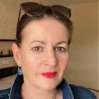 Doris Hutmacher's Instagram, Twitter & Facebook