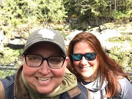 How to prevent debris from getting trapped in the filter area of a swim spa?