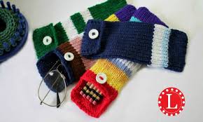 Learn to knit with pencils. Loom Knit Case For Pencils Or Eyeglasses Pattern Video Loomahat Com