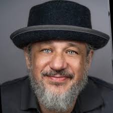 John Pattyson auf LinkedIn: THE INSIDE MAN:How To Navigate Hollywood & Live  Your Dream! A multi…