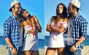 An exclusive listing is a type of real estate listing agreement in which one broker is appointed as the seller's sole agent. Rithvik Dhanjani Is Not Dating Monica Dogra Here S What S Brewing Between The Two Exclusive