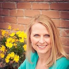 Maureen Canning's Instagram, Twitter & Facebook