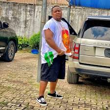 He was once the general manager of cubana conglomerate (owerri), but after a dispute with his former boss obi cubana, he went on to found xhrine club. Cubaricoto Cubana Chief Priest Facebook