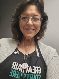 Custom crystal ornaments selling out fast in Brockville