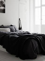 Aesthetic Black And White Bed Sheets 7 Ways To Cozy Up Your Bedroom For Fall Bedroom Black Black White Bedrooms White Apartment