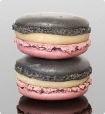 Licorice Violet Macarons Pierre Herme From Paris Patisseries Facebook Pastry Macaroons Chocolatier
