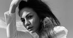 Demet Ozdemir In Hayran Olunacak Bir Ozelligi Daha 2020 Instagram Hayvan Insan