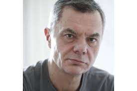 Krzysztof Rutkowski, Warszawskie pasaże: Pasaż przez kładkę, felieton  teatralny, felieton