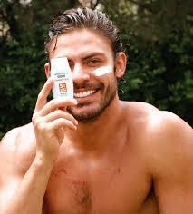 Pedro Pucci's Instagram, Twitter & Facebook