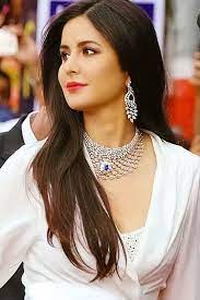 Katrina Kaif Katrina Kaif Gold Necklace Set Katrina
