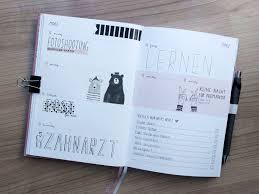 Diese Woche Mal Wieder In Schwarz Hehe Kraftklub Referenz Dazu Noch Ein Paar Susse Barchen Und Grosse Schrift Ich Mag S Odernichtoderdoch Kalender Lernen