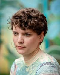 Shorts Program 1: Ties that Bind