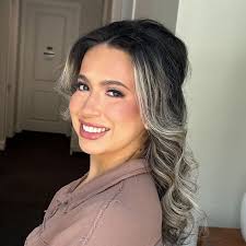 Leslie Blain (@les24_)