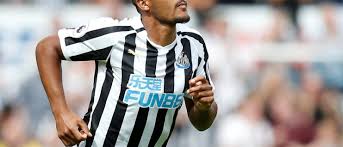 2 days ago · everton are eyeing a shock swoop for salomon rondon of dalian yifang, with rafa benitez keen on a reunion. Salomon Rondon El Gladiador Del Mundo Breaking The Lines