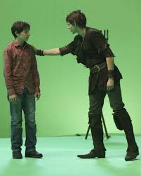 Photos Once Upon A Time Season 3 Promotional Episode Photos Episode 3 08 Think Lovely Though Once Upon A Time Peter Pan Robbie Kay Once Upon A Time