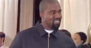 Kanye west being an internet meme for 12 minutes. Kanye S Reluctant Smile At The Met Gala Is A Mood