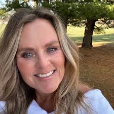 Amanda Knoy (@EarhartRocks17)