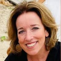 Wendy Lafleur's Instagram, Twitter & Facebook