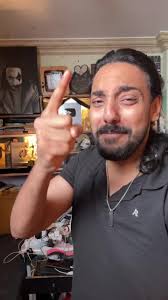 حربوقه العزاء: الفكاهة في المناسبات الحزينة