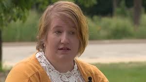 Amy Seeger's Instagram, Twitter & Facebook