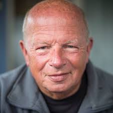 Berger Simon Smit hielp de bemanning van de brandende Fremantle Highway te  halen. 'Ze waren zwart van de roet'