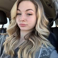 What are some recommendations for makeup artists in Grand Rapids who offer  hair services for boudoir photo shoots?