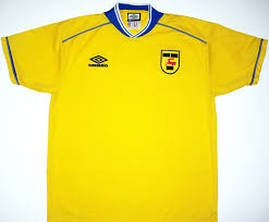 Afc ajax uit amsterdam is de recordkampioen van de nederlandse eredivisie. Cambuur Home Football Shirt 2001 2002