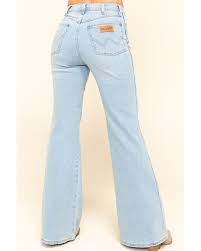 Lavage de machine, rinçage chaud: Wrangler Modern Women S High Rinse Light Wash Fly High Flare Jeans Western Outfits Women Western Style Outfits Wrangler Jeans Women S