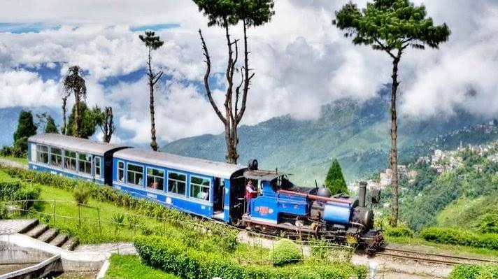Darjeeling - The East Himalayan Beauty - HikerWolf