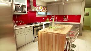 We work diligently to meet the needs and desires of everyone who turns to us for their remodeling needs in cape cod. Cape Cod Kitchen Design Pictures Ideas Tips From Hgtv Hgtv