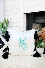 This project shows you how to measure and sew a throw pillow cover with. Easy Diy Throw Pillow In Under 15 Minutes With Cricut Iron On Designs