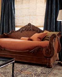 كنب استوديو 2017