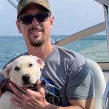 Deanna Holbrook's Instagram, Twitter & Facebook