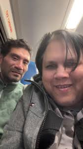 I met a fellow train passenger named Vago, who was slightly confused.  Anyways, we sorted it out 😆 #StrangersHelpingStrangers