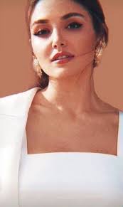 لم تنفِ علاقتها مع كرم التي لاحظها الجميع، لأنهما منسجمان جدًا ويبقيان معًا ويذهبان ويغادران سويًا مواقع التصوير. 150 Ù‡Ø§Ù†Ø¯Ø§ Ø§Ø±ØªØ´ÙŠÙ„ Ideas ØµÙˆØ±Ø© Ø¬Ù…Ø§Ù„ Ø£Ù†Ø«Ù‰