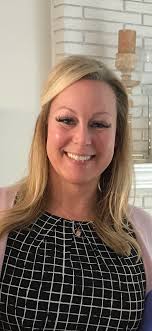 Nancy Mckouen's Instagram, Twitter & Facebook