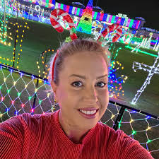 What are some vintage tree skirt ideas?