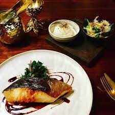 Japan Marrys Peru Die International Schwer Angesagte Nikkei Cuisine Ist Ins Hamburger Fairmont Hotel Vier Jahreszeiten Ein Food Travel Food Camembert Cheese