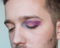 1 teaspoon (5 ml) beeswax or beeswax beads. How To Make Powder Eye Shadow Look More Pigmented Mix It With Cream Allure