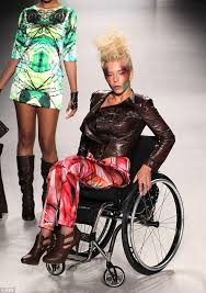 Den amerikanske låtskrivaren jim steinman har dött. Disabled Models Take To Catwalk In Wheelchairs As New York Fashion Week Promotes Diversity Daily Mail Online